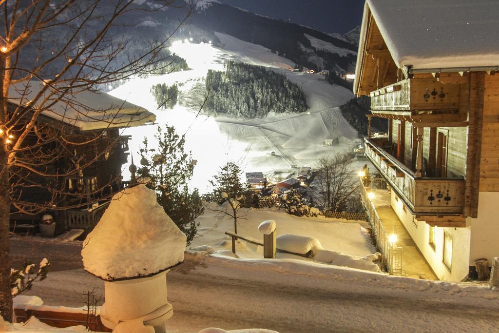 Ferienhof Pfefferbauer Saalbach-Hinterglemm Exterior photo
